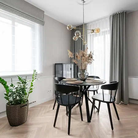 W Sercu Warszawy Apartman