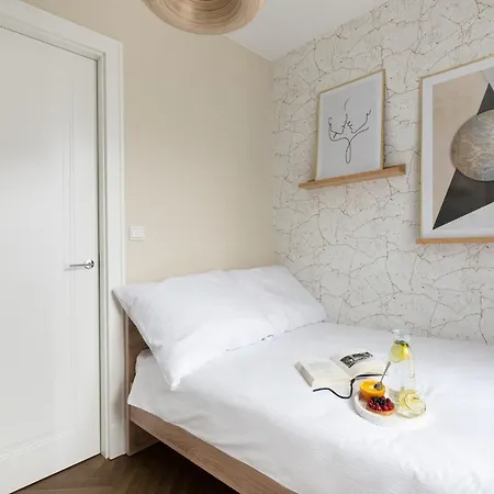 W Sercu Warszawy アパート *