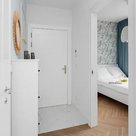 W Sercu Warszawy アパート ワルシャワ