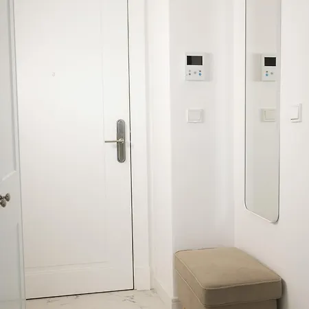 W Sercu Warszawy Apartman Varsó