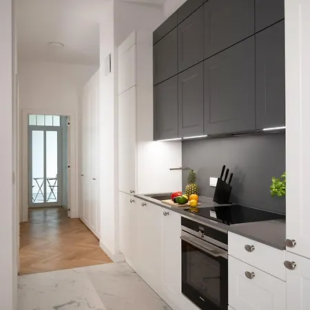 W Sercu Warszawy Warschau