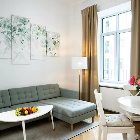 W Sercu Warszawy * 华沙